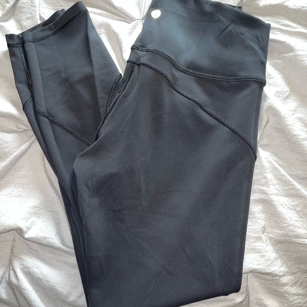 24” Lululemon Leggings Size 8